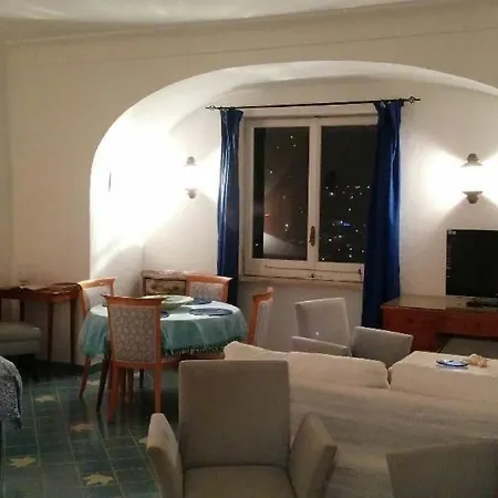 Appartamento Panoramico In Piazzetta Capri Exterior foto