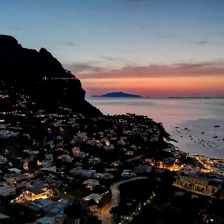 Appartamento Panoramico In Piazzetta Capri Exterior foto